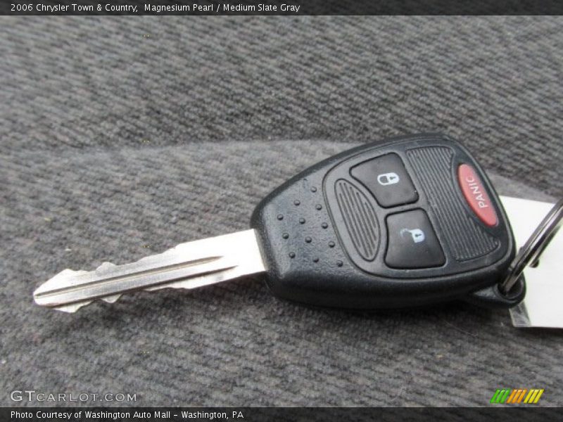 Magnesium Pearl / Medium Slate Gray 2006 Chrysler Town & Country