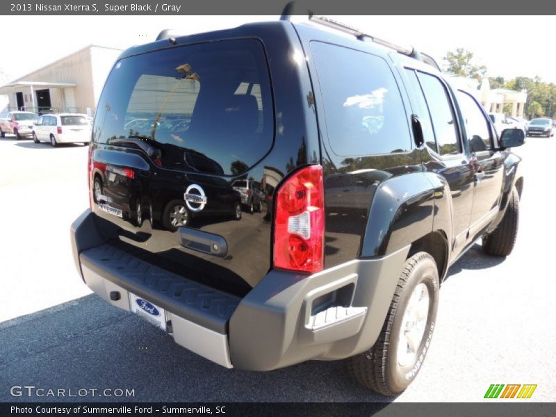 Super Black / Gray 2013 Nissan Xterra S