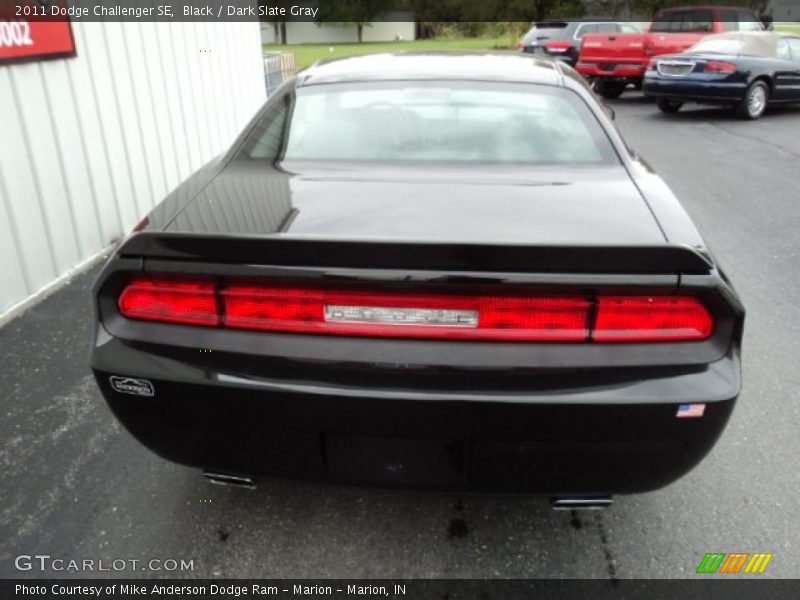 Black / Dark Slate Gray 2011 Dodge Challenger SE