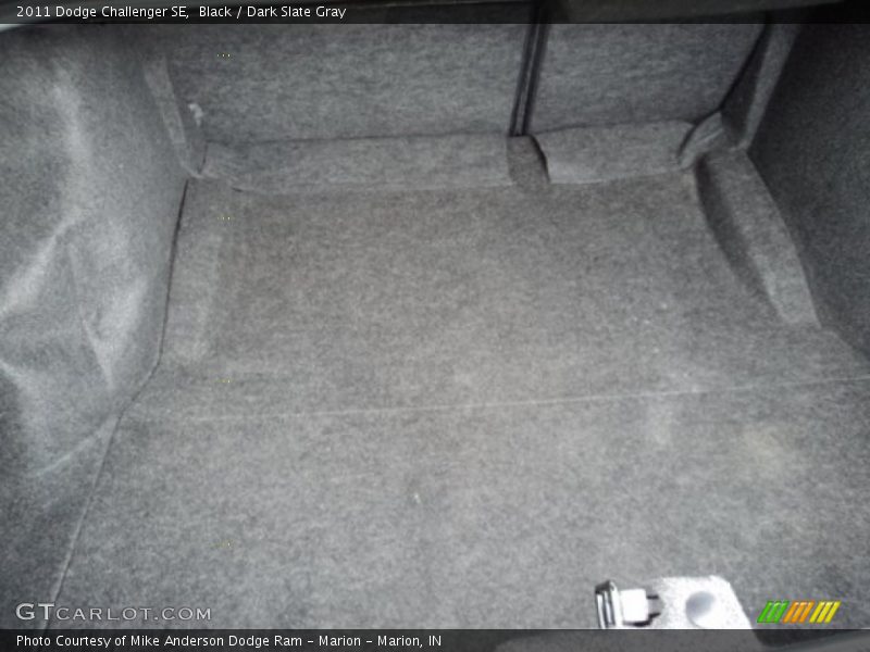 Black / Dark Slate Gray 2011 Dodge Challenger SE