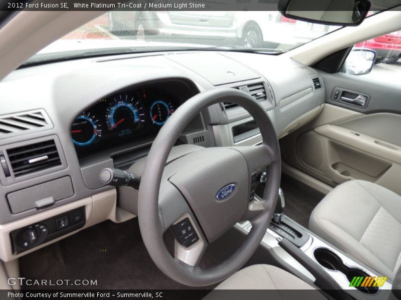 White Platinum Tri-Coat / Medium Light Stone 2012 Ford Fusion SE