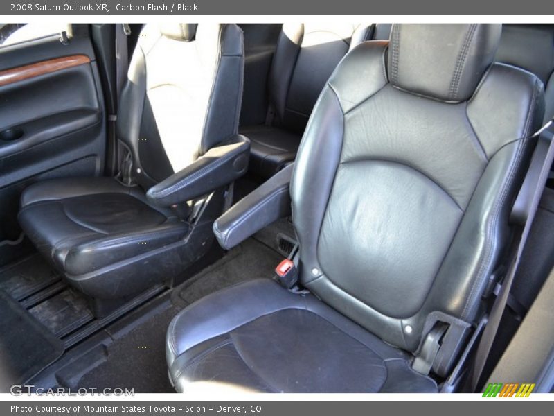 Carbon Flash / Black 2008 Saturn Outlook XR