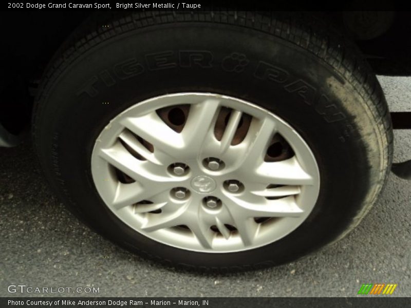 Bright Silver Metallic / Taupe 2002 Dodge Grand Caravan Sport