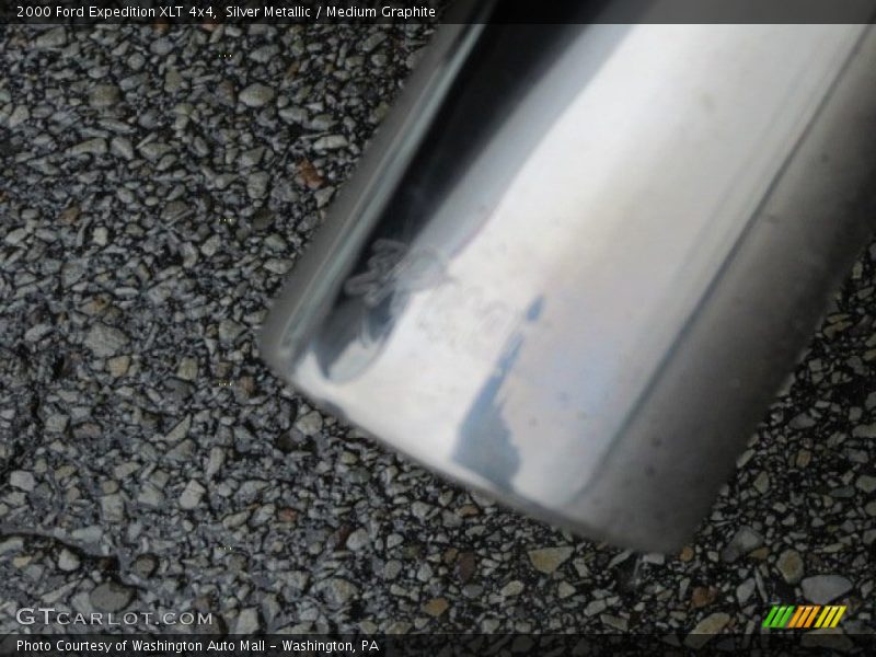 Silver Metallic / Medium Graphite 2000 Ford Expedition XLT 4x4