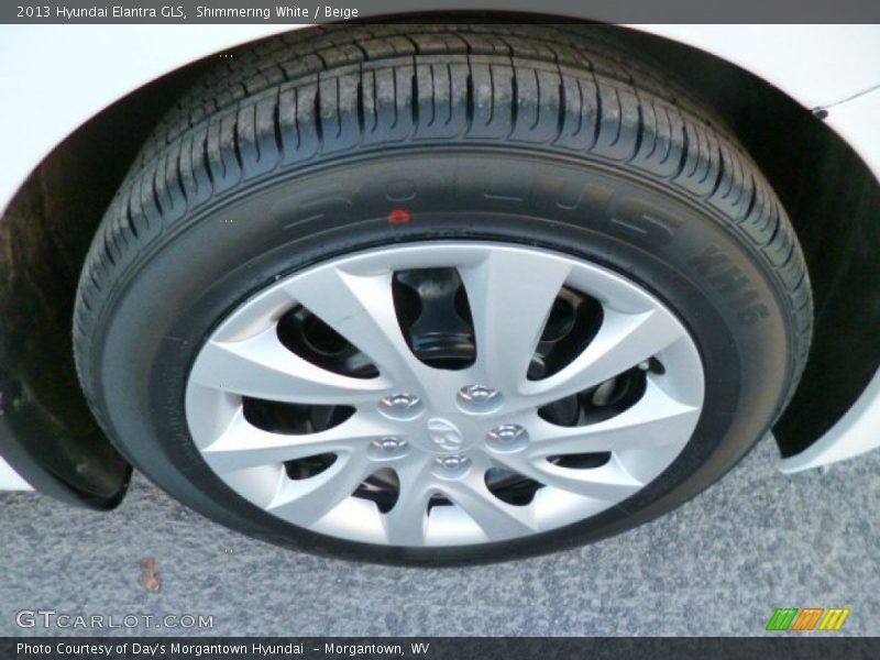 Shimmering White / Beige 2013 Hyundai Elantra GLS