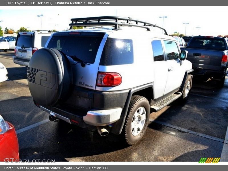 Titanium Metallic / Dark Charcoal 2007 Toyota FJ Cruiser 4WD