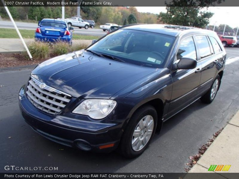 Modern Blue Pearl / Pastel Slate Gray 2007 Chrysler Pacifica