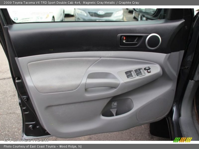 Magnetic Gray Metallic / Graphite Gray 2009 Toyota Tacoma V6 TRD Sport Double Cab 4x4