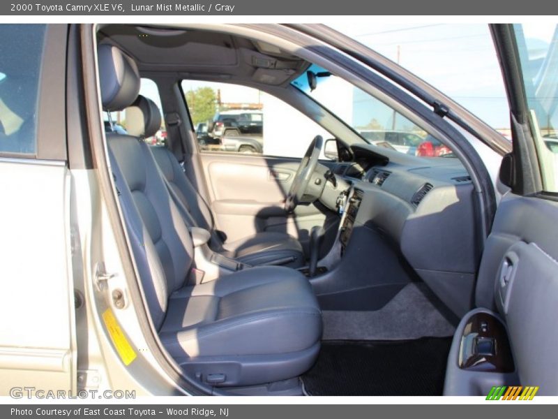 Lunar Mist Metallic / Gray 2000 Toyota Camry XLE V6