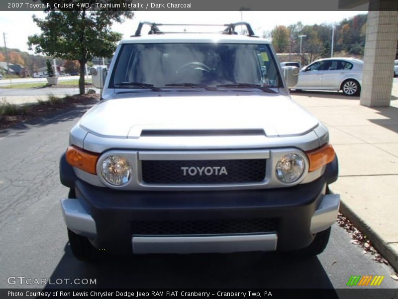 Titanium Metallic / Dark Charcoal 2007 Toyota FJ Cruiser 4WD