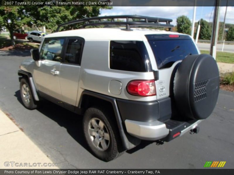Titanium Metallic / Dark Charcoal 2007 Toyota FJ Cruiser 4WD