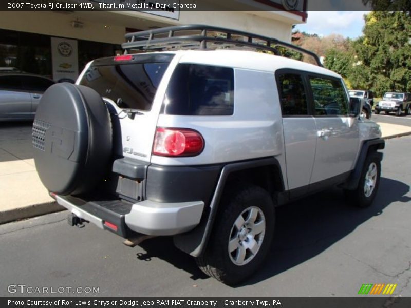 Titanium Metallic / Dark Charcoal 2007 Toyota FJ Cruiser 4WD