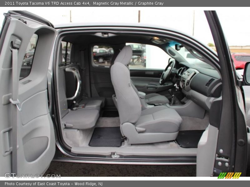 Magnetic Gray Metallic / Graphite Gray 2011 Toyota Tacoma V6 TRD Access Cab 4x4