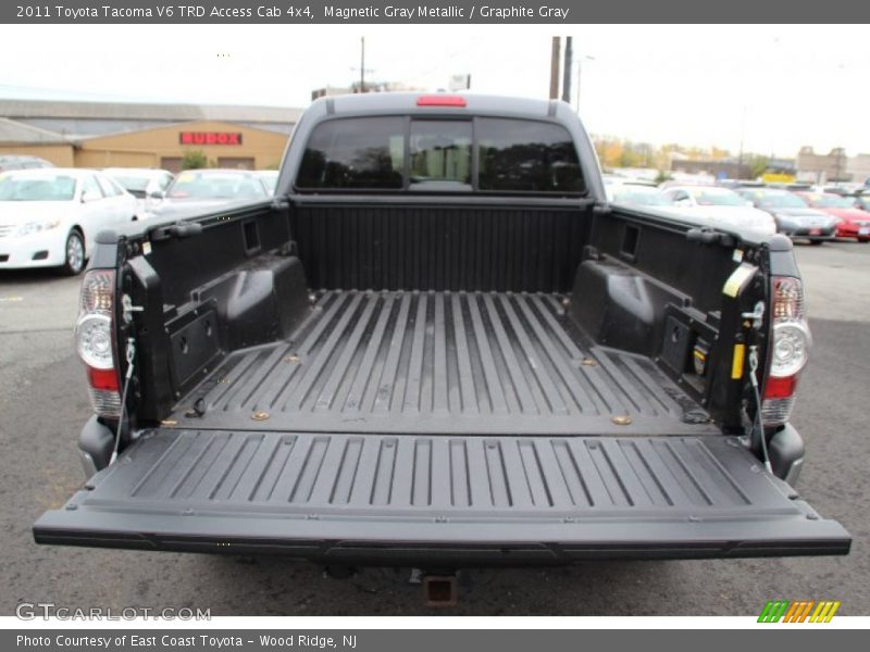 Magnetic Gray Metallic / Graphite Gray 2011 Toyota Tacoma V6 TRD Access Cab 4x4