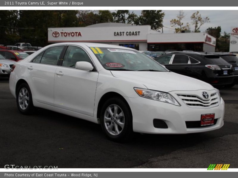 Super White / Bisque 2011 Toyota Camry LE