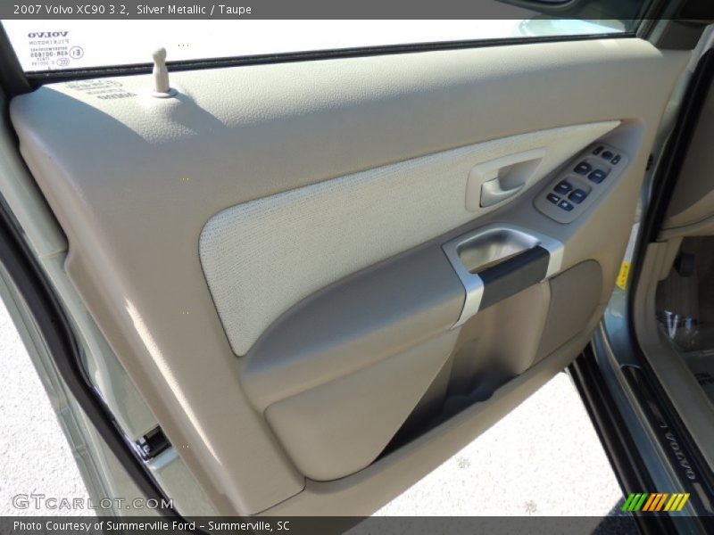 Silver Metallic / Taupe 2007 Volvo XC90 3.2