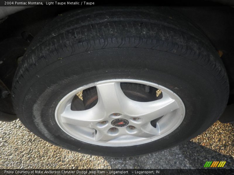 Light Taupe Metallic / Taupe 2004 Pontiac Montana