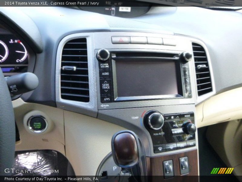 Cypress Green Pearl / Ivory 2014 Toyota Venza XLE