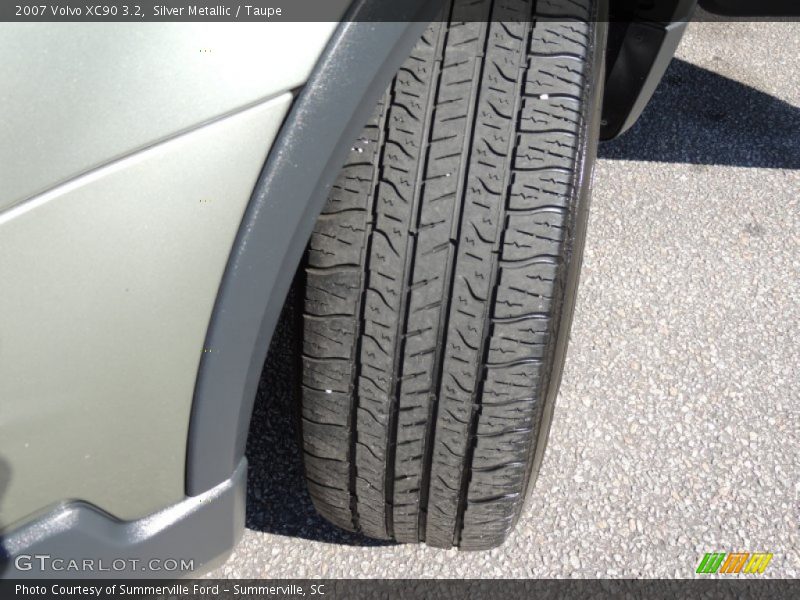 Silver Metallic / Taupe 2007 Volvo XC90 3.2