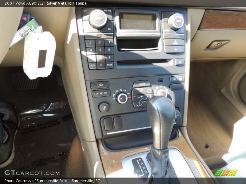 Silver Metallic / Taupe 2007 Volvo XC90 3.2