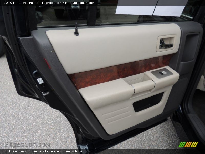 Tuxedo Black / Medium Light Stone 2010 Ford Flex Limited