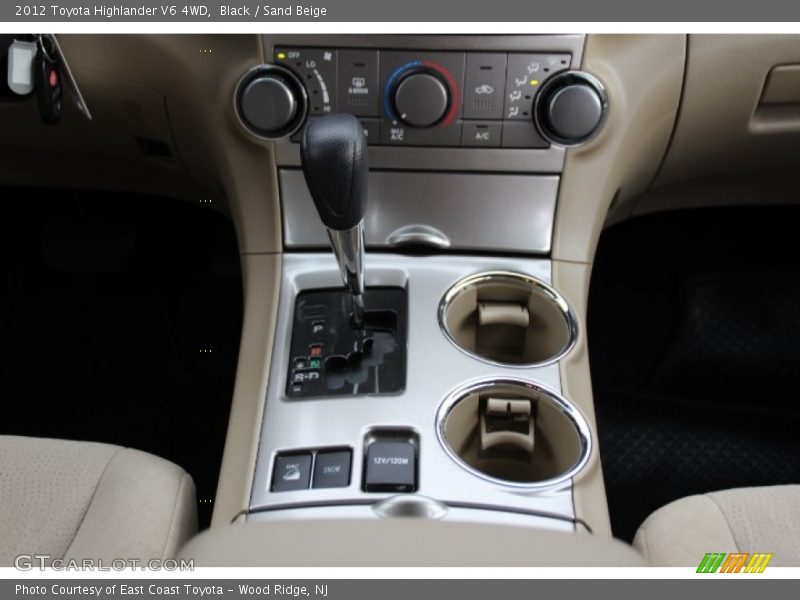 Black / Sand Beige 2012 Toyota Highlander V6 4WD