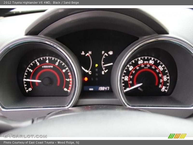 Black / Sand Beige 2012 Toyota Highlander V6 4WD