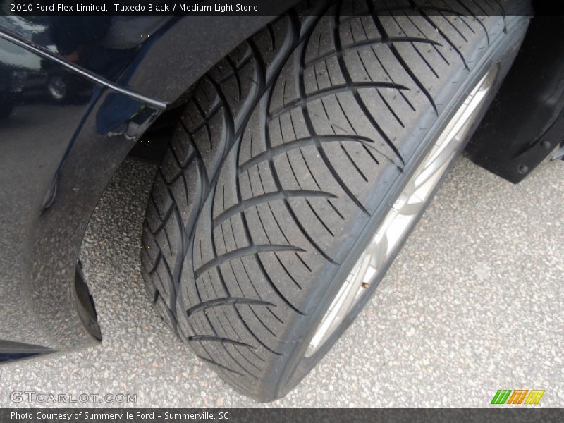 Tuxedo Black / Medium Light Stone 2010 Ford Flex Limited