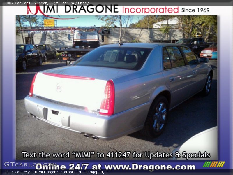 Light Platinum / Ebony 2007 Cadillac DTS Sedan