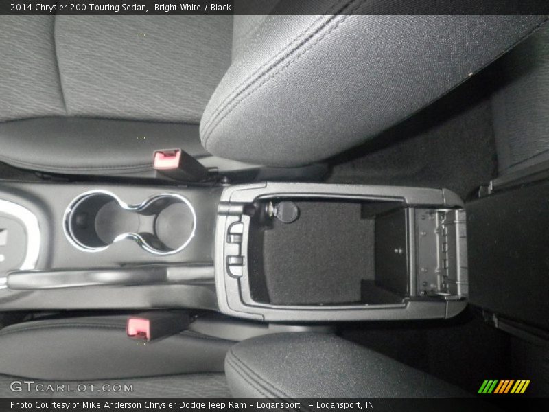 Bright White / Black 2014 Chrysler 200 Touring Sedan