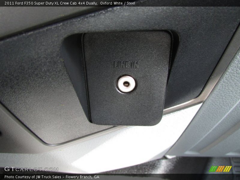Oxford White / Steel 2011 Ford F350 Super Duty XL Crew Cab 4x4 Dually