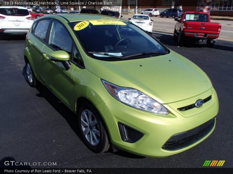 Lime Squeeze / Charcoal Black 2013 Ford Fiesta SE Hatchback