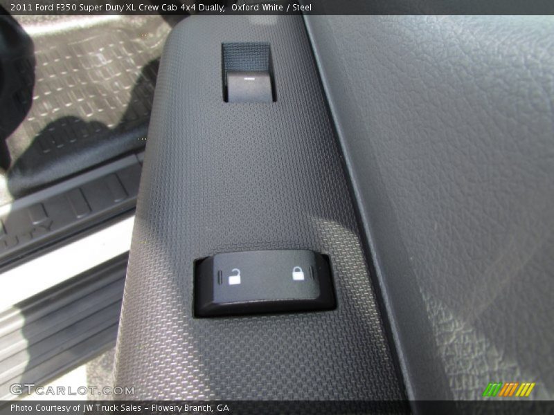 Oxford White / Steel 2011 Ford F350 Super Duty XL Crew Cab 4x4 Dually