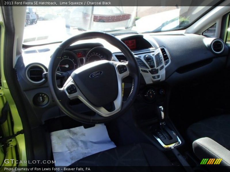 Lime Squeeze / Charcoal Black 2013 Ford Fiesta SE Hatchback
