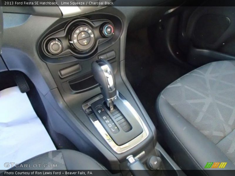 Lime Squeeze / Charcoal Black 2013 Ford Fiesta SE Hatchback