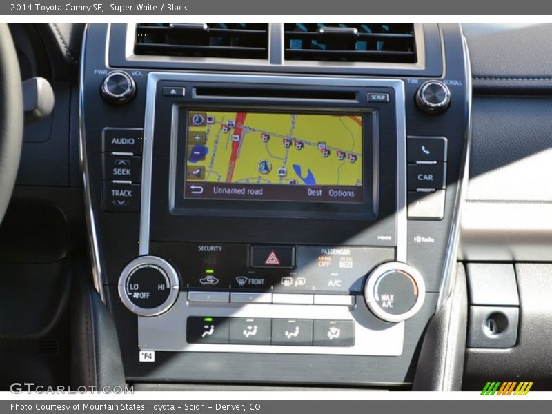 Super White / Black 2014 Toyota Camry SE