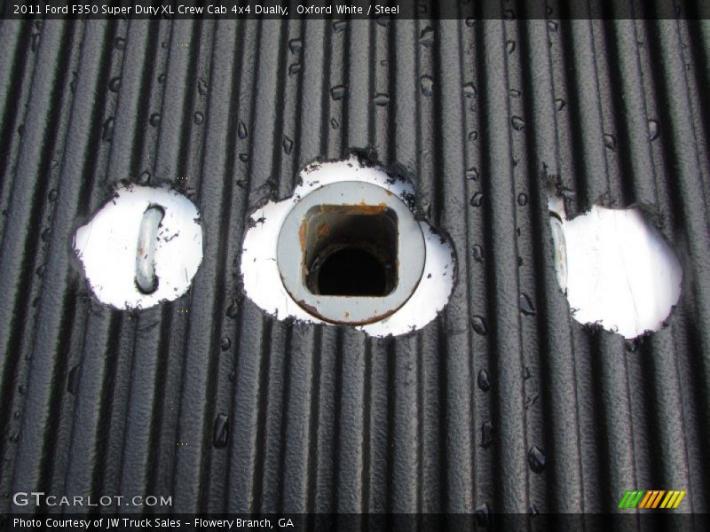 Oxford White / Steel 2011 Ford F350 Super Duty XL Crew Cab 4x4 Dually