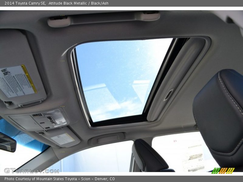 Attitude Black Metallic / Black/Ash 2014 Toyota Camry SE