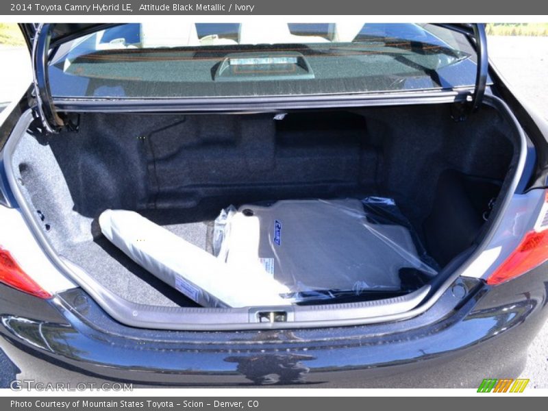 Attitude Black Metallic / Ivory 2014 Toyota Camry Hybrid LE