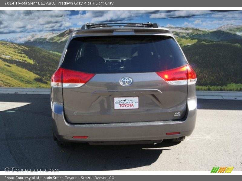 Predawn Gray Mica / Light Gray 2014 Toyota Sienna LE AWD