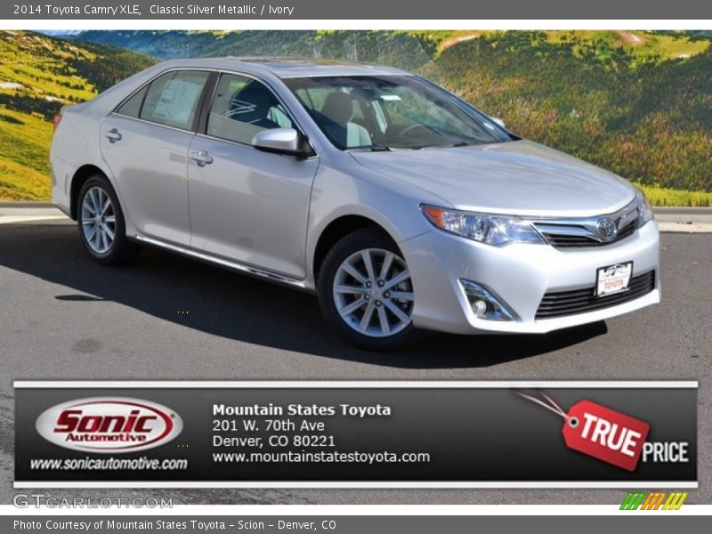 Classic Silver Metallic / Ivory 2014 Toyota Camry XLE