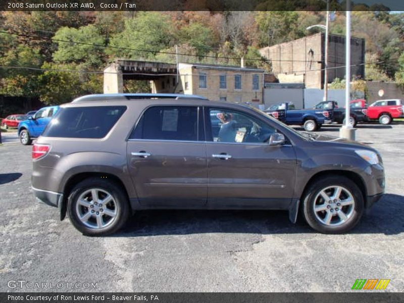 Cocoa / Tan 2008 Saturn Outlook XR AWD