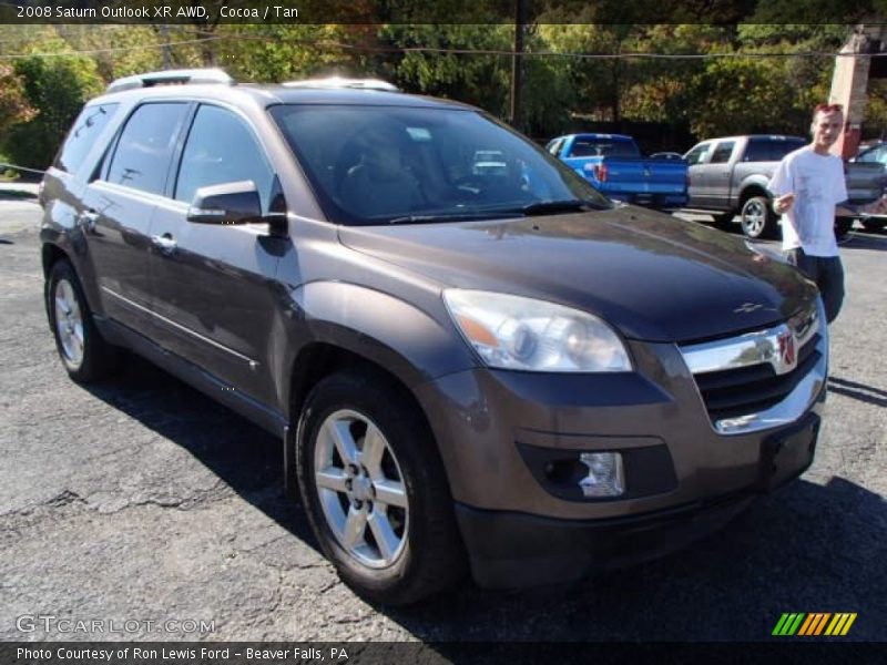 Cocoa / Tan 2008 Saturn Outlook XR AWD