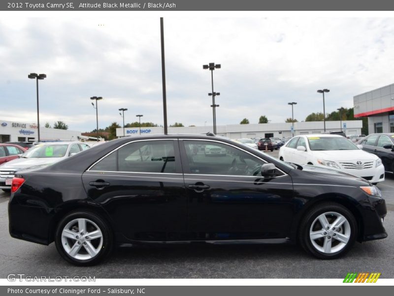Attitude Black Metallic / Black/Ash 2012 Toyota Camry SE