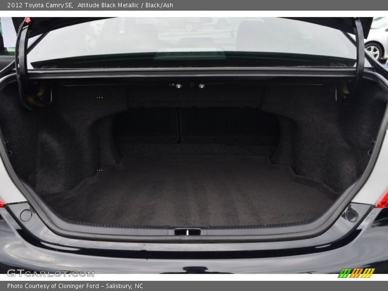 Attitude Black Metallic / Black/Ash 2012 Toyota Camry SE