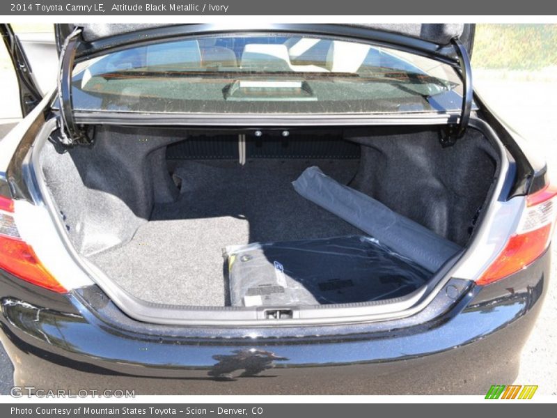 Attitude Black Metallic / Ivory 2014 Toyota Camry LE