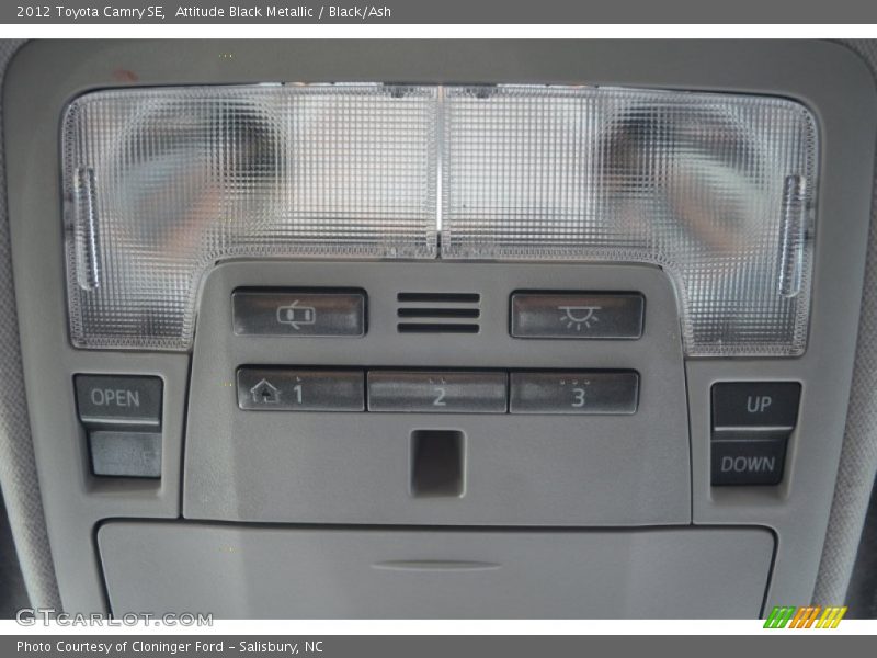 Attitude Black Metallic / Black/Ash 2012 Toyota Camry SE