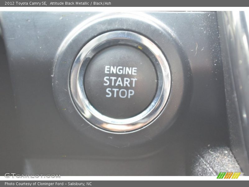 Attitude Black Metallic / Black/Ash 2012 Toyota Camry SE