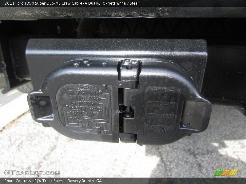 Oxford White / Steel 2011 Ford F350 Super Duty XL Crew Cab 4x4 Dually