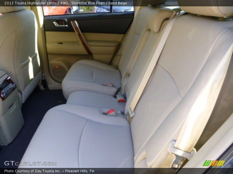 Shoreline Blue Pearl / Sand Beige 2013 Toyota Highlander Limited 4WD
